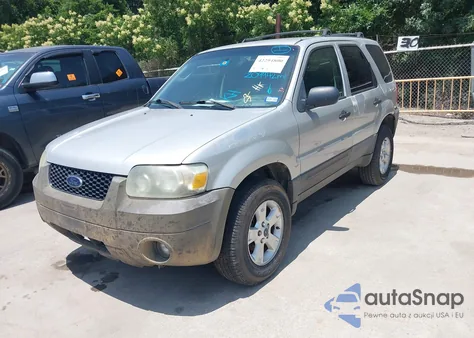 2005 Ford Escape Xlt from USA, damaged, VIN 1FMYU93115KD10570